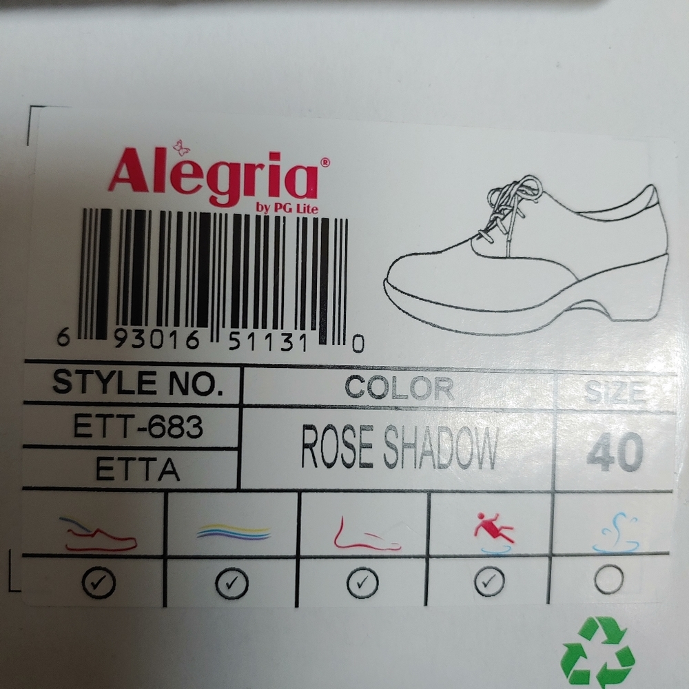 Shoes - Picture 6 of 6